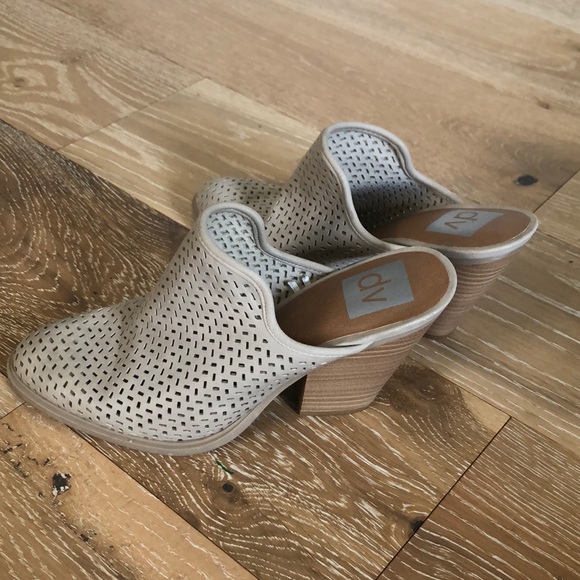 DV by Dolce Vita Shoes - DV Dolce Vita light tan slip on mule
